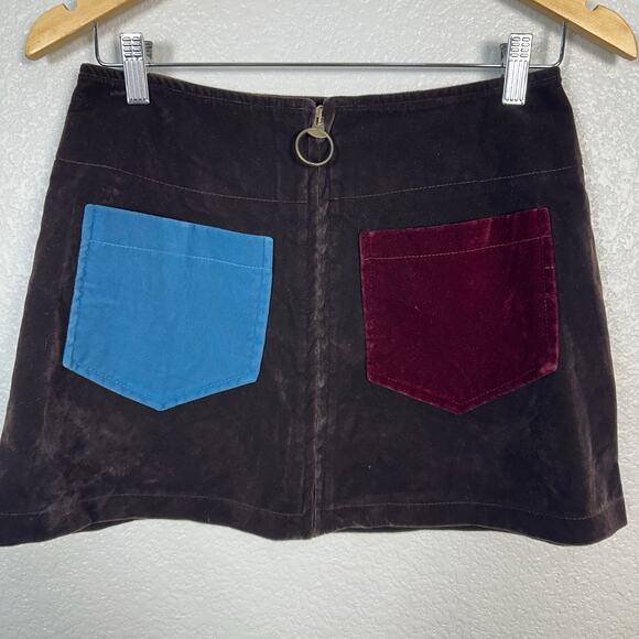 Roxy Y2K Vintage Mod Velour Chocolate Brown Patch Pocket Mini Skirt Size 7 - Picture 4 of 9